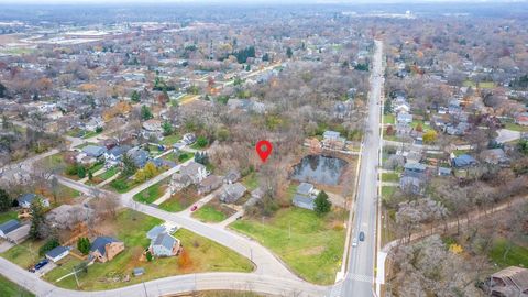 Tiny photo for 26W101 Jewell Road, Wheaton, IL 60187 (MLS # 12521536)