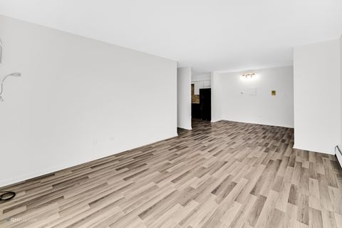 Tiny photo for 113 ELK Trail #313, Carol Stream, IL 60188 (MLS # 12488310)
