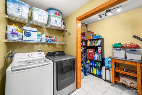 Tiny photo for 3026 Diane Drive, Aurora, IL 60504 (MLS # 12580256)