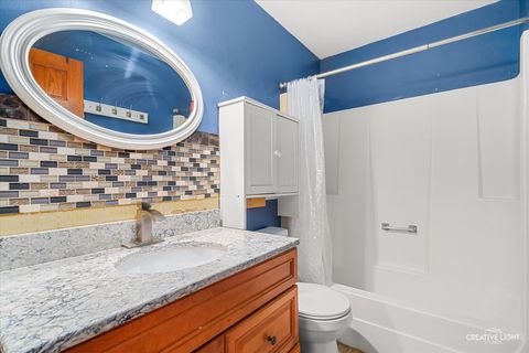 Tiny photo for 3026 Diane Drive, Aurora, IL 60504 (MLS # 12580256)