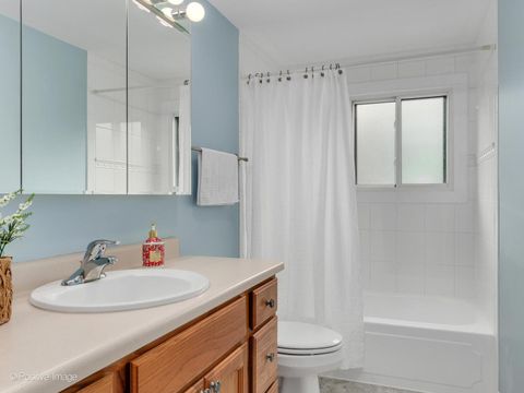 Tiny photo for 199 DUXBURY Court #D, Bloomingdale, IL 60108 (MLS # 12553581)