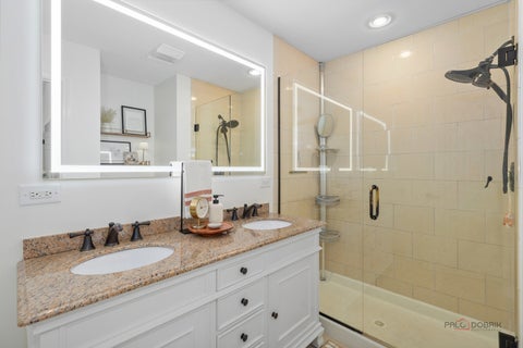 Tiny photo for 4126 N Yale Avenue, Arlington Heights, IL 60004 (MLS # 12697850)