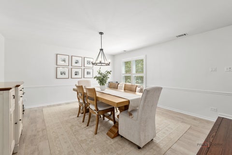 Tiny photo for 4126 N Yale Avenue, Arlington Heights, IL 60004 (MLS # 12697850)