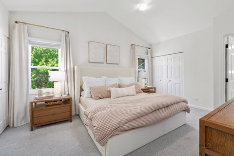 Tiny photo for 4126 N Yale Avenue, Arlington Heights, IL 60004 (MLS # 12697850)