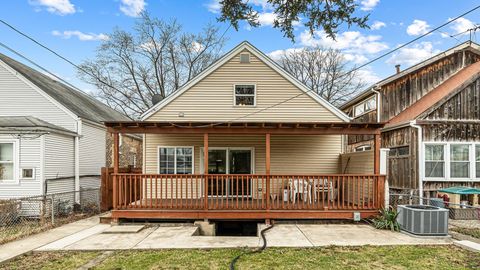 Tiny photo for 2315 Harvey Avenue, Berwyn, IL 60402 (MLS # 12576062)