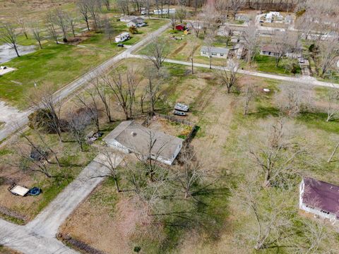 Tiny photo for 2107 CEDAR Avenue, Salem, IL 62881 (MLS # 12592601)