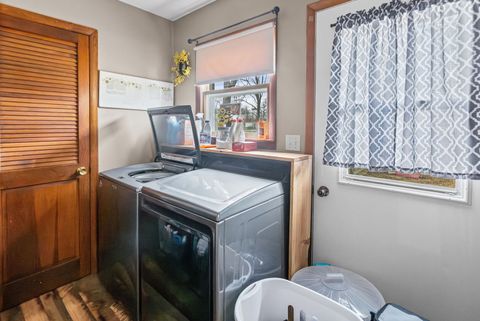 Tiny photo for 2107 CEDAR Avenue, Salem, IL 62881 (MLS # 12592601)