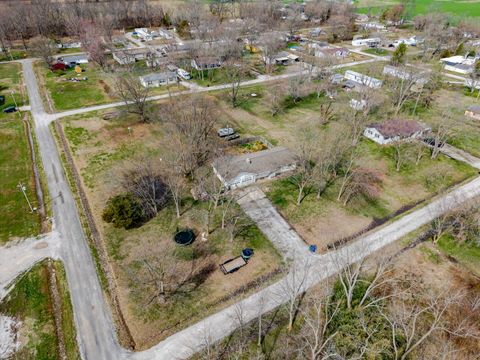 Tiny photo for 2107 CEDAR Avenue, Salem, IL 62881 (MLS # 12592601)