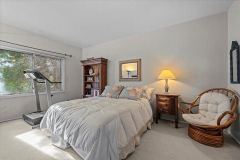 Tiny photo for 131 Autumn Court #131, Buffalo Grove, IL 60089 (MLS # 12514522)