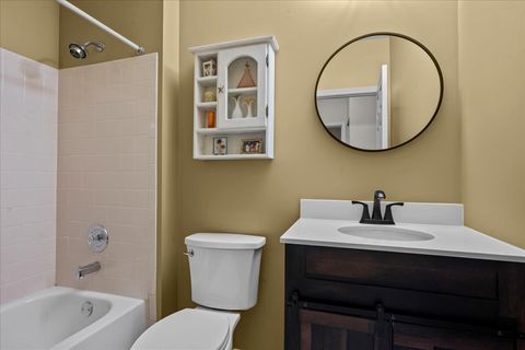 Tiny photo for 131 Autumn Court #131, Buffalo Grove, IL 60089 (MLS # 12514522)