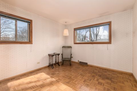 Tiny photo for 170 Westmere Road, Des Plaines, IL 60016 (MLS # 12587781)