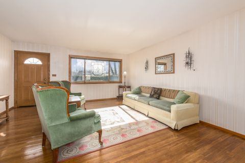 Tiny photo for 170 Westmere Road, Des Plaines, IL 60016 (MLS # 12587781)