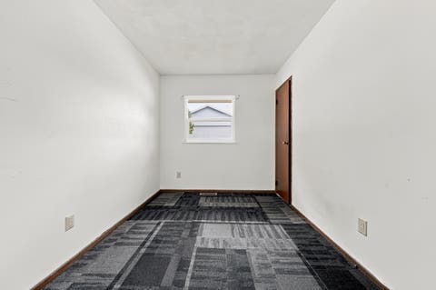 Tiny photo for 1606 Bonnie Avenue, Dixon, IL 61021 (MLS # 12744006)