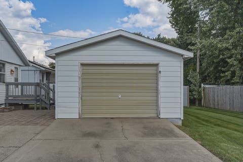 Tiny photo for 1606 Bonnie Avenue, Dixon, IL 61021 (MLS # 12744006)