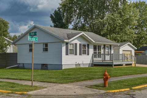 Tiny photo for 1606 Bonnie Avenue, Dixon, IL 61021 (MLS # 12744006)