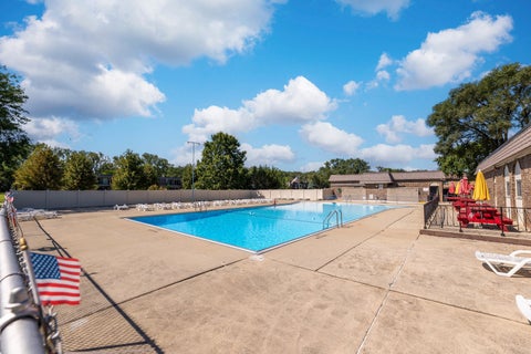 Tiny photo for 24 Cour Madeleine Court, Palos Hills, IL 60465 (MLS # 12743142)