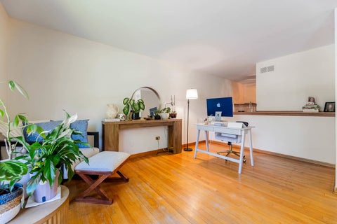 Tiny photo for 24 Cour Madeleine Court, Palos Hills, IL 60465 (MLS # 12743142)