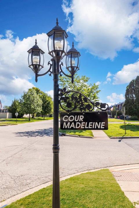 Tiny photo for 24 Cour Madeleine Court, Palos Hills, IL 60465 (MLS # 12743142)