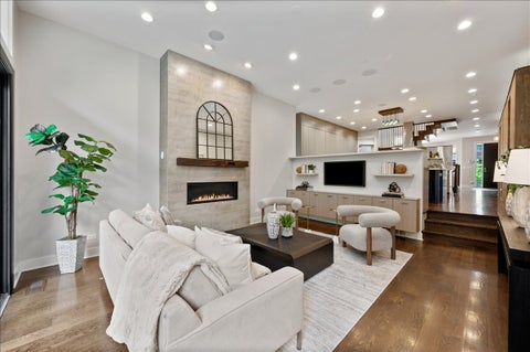 Tiny photo for 2901 N Burling Street, Chicago, IL 60657 (MLS # 12688685)