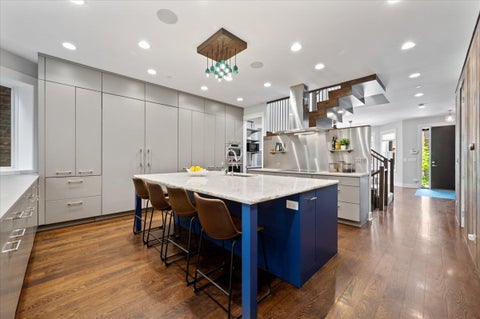Tiny photo for 2901 N Burling Street, Chicago, IL 60657 (MLS # 12688685)