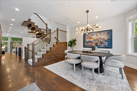 Tiny photo for 2901 N Burling Street, Chicago, IL 60657 (MLS # 12688685)