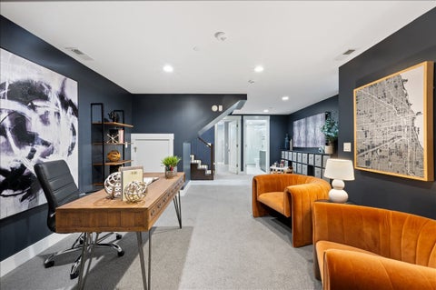 Tiny photo for 2901 N Burling Street, Chicago, IL 60657 (MLS # 12688685)