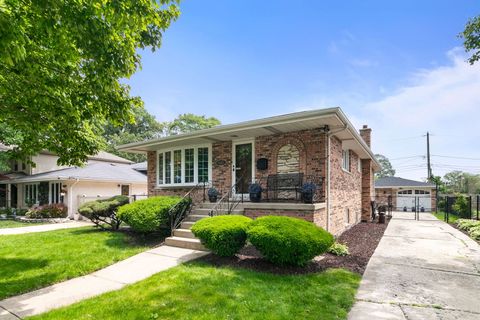 Photo of 9429 S 55th Avenue, Oak Lawn, IL 60453 (MLS # 12490793)