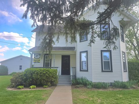 Tiny photo for 610 E Main Street, Ashkum, IL 60911 (MLS # 12623299)