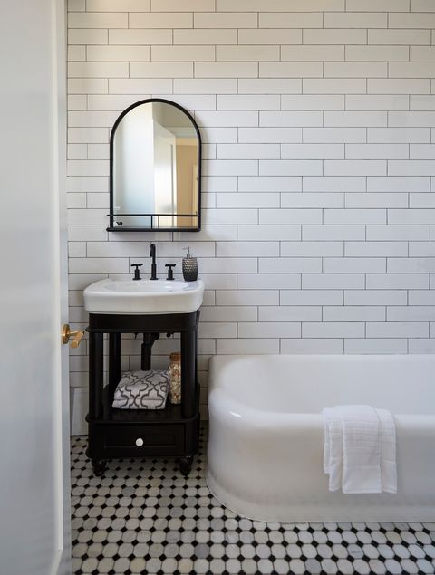 Tiny photo for 3730 N Lake Shore Drive #5B, Chicago, IL 60613 (MLS # 12613776)