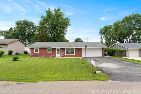 Photo of 8 Dolphin Court, Oswego, IL 60543 (MLS # 12677963)