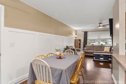 Tiny photo for 8 Dolphin Court, Oswego, IL 60543 (MLS # 12677963)