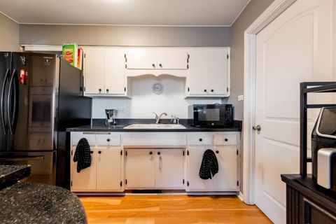 Tiny photo for 7712 S Oketo Avenue, Bridgeview, IL 60455 (MLS # 12567299)