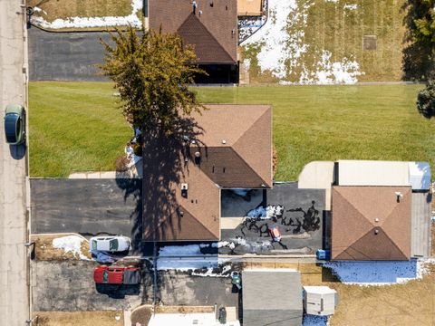 Tiny photo for 7712 S Oketo Avenue, Bridgeview, IL 60455 (MLS # 12567299)