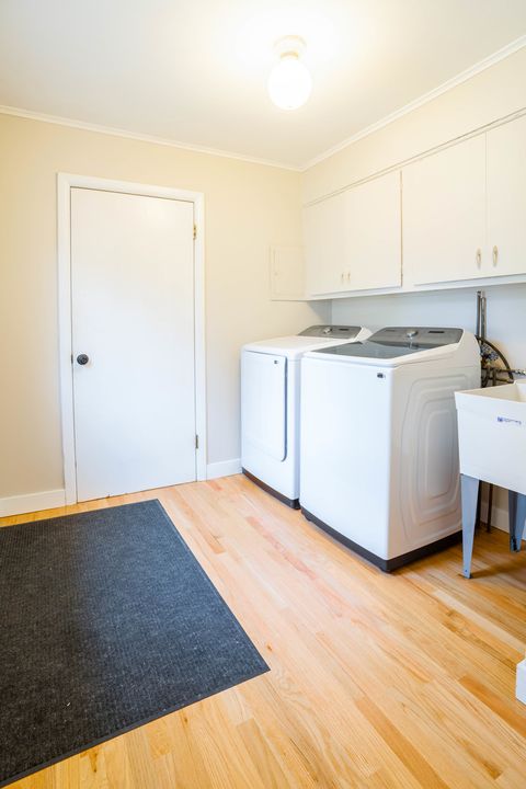 Tiny photo for 1392 W 52nd Place, La Grange Highlands, IL 60525 (MLS # 12525026)