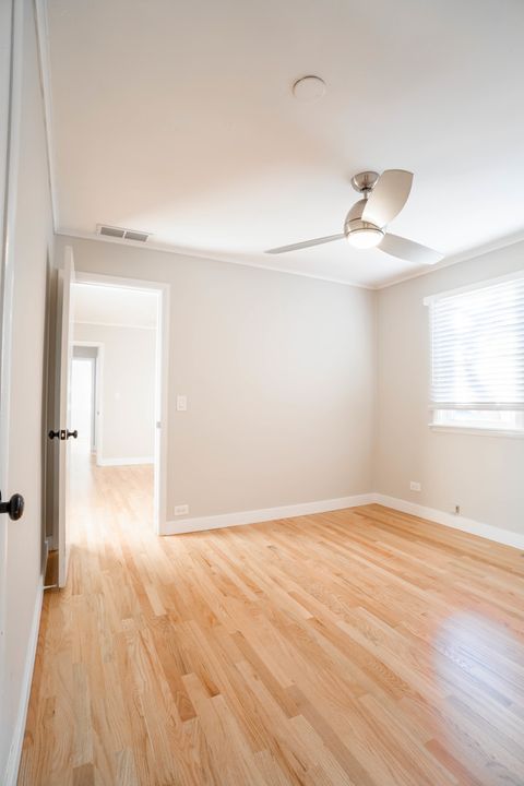 Tiny photo for 1392 W 52nd Place, La Grange Highlands, IL 60525 (MLS # 12525026)