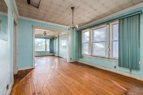 Tiny photo for 7206 S Lafayette Avenue, Chicago, IL 60621 (MLS # 12533616)