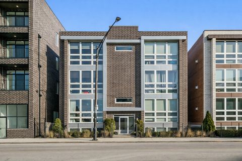 Photo of 3215 N ELSTON Avenue #1N, Chicago, IL 60618 (MLS # 12537167)