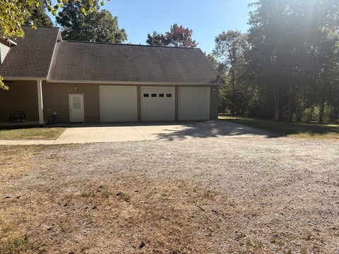 Tiny photo for 14052 Summer Road, Benton, IL 62812 (MLS # 12781558)