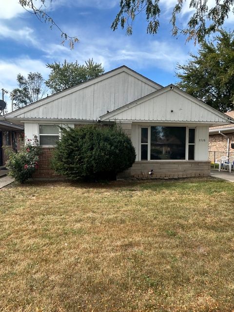 9528 S Bennett Avenue Chicago IL 60617