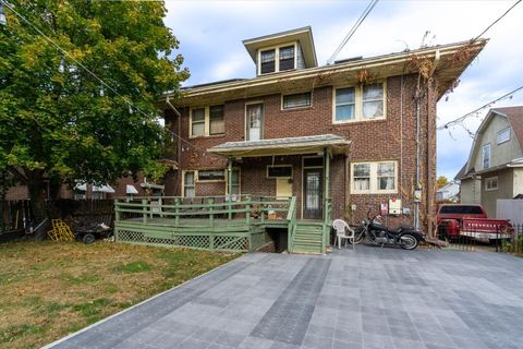 Tiny photo for 532 7th Street, Lasalle, IL 61301 (MLS # 12513074)