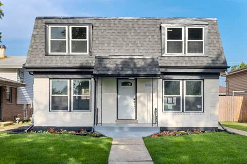 Tiny photo for 15944 Paulina Street, Harvey, IL 60426 (MLS # 12689584)