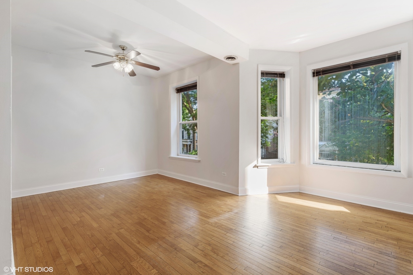 862 W Newport Avenue 2