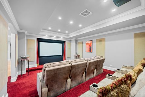 Tiny photo for 33 Washington Circle, Lake Forest, IL 60045 (MLS # 12577669)