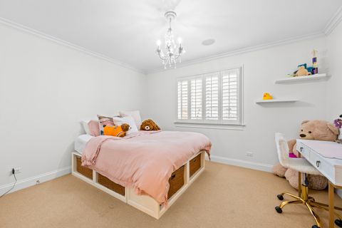 Tiny photo for 33 Washington Circle, Lake Forest, IL 60045 (MLS # 12577669)