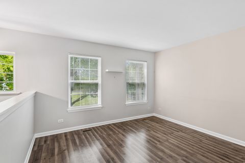 Tiny photo for 845 Essex Circle, Grayslake, IL 60030 (MLS # 12663938)