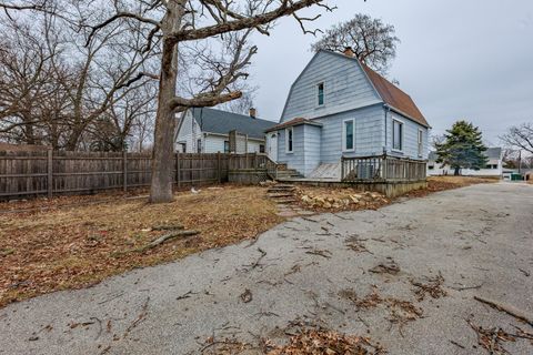 Tiny photo for 914 Jasper Street, Joliet, IL 60436 (MLS # 12583600)