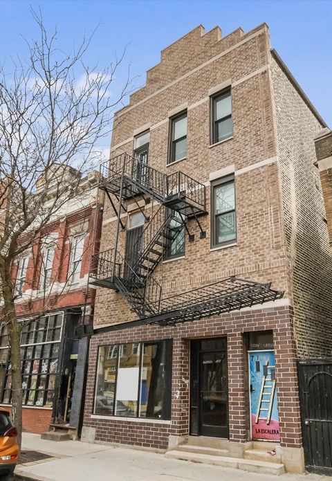 1531 W 18th Street Chicago IL 60608