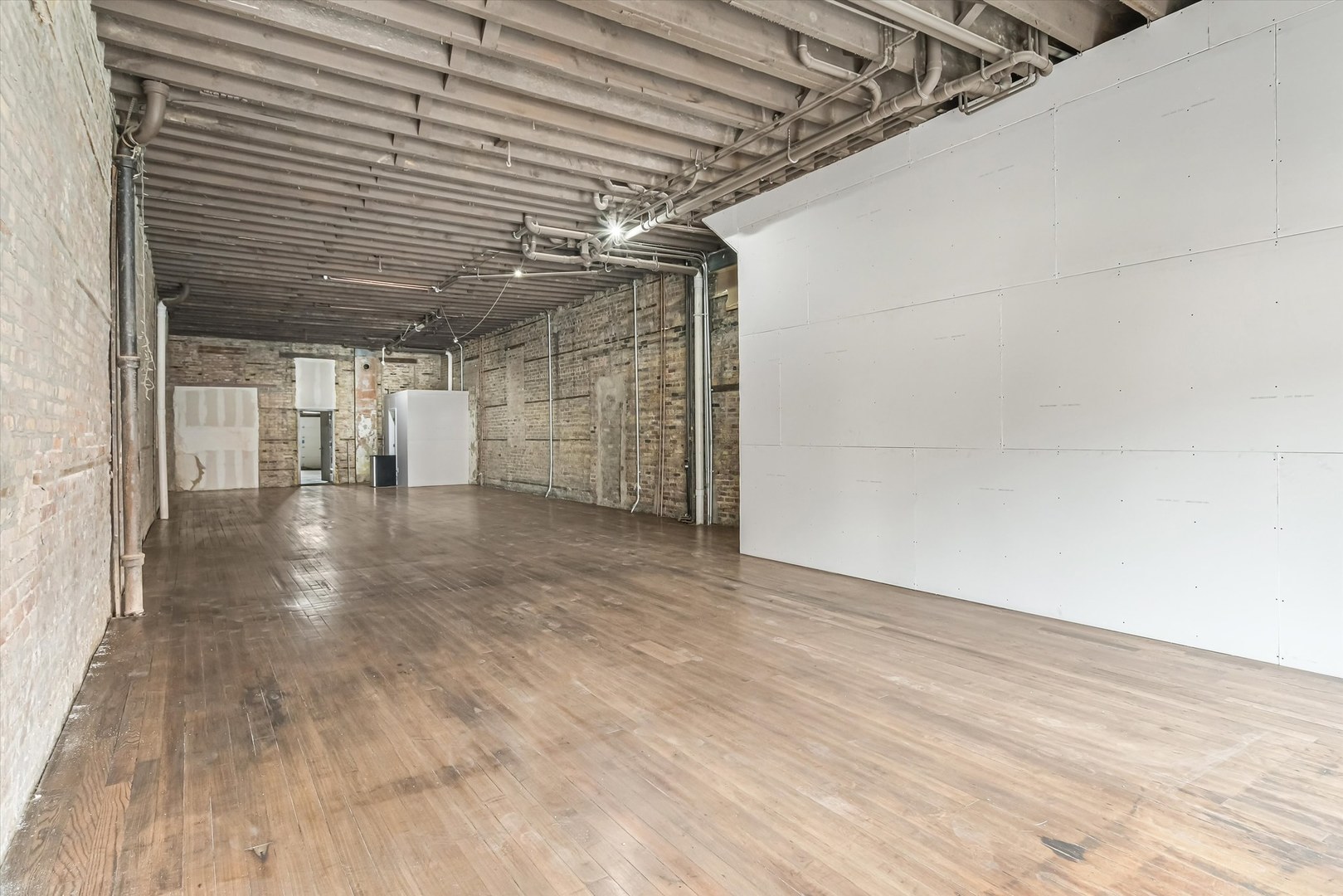 1531 W 18th Street
