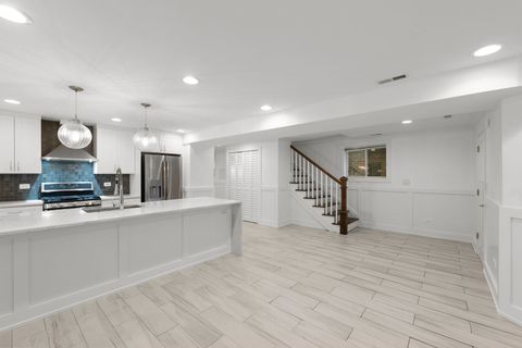 Tiny photo for 5312 S Woodlawn Avenue #1, Chicago, IL 60615 (MLS # 12417270)