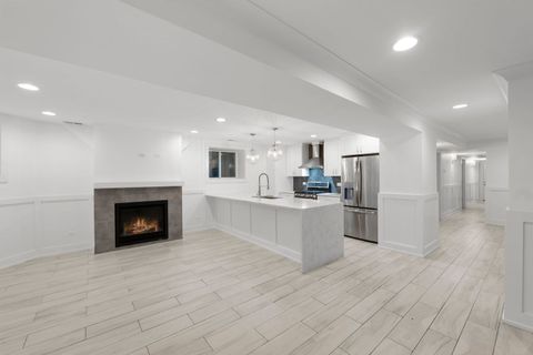 Tiny photo for 5312 S Woodlawn Avenue #1, Chicago, IL 60615 (MLS # 12417270)